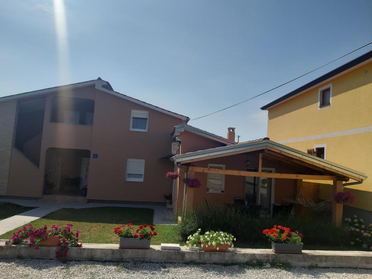 Apartments Dora Пореч Экстерьер фото