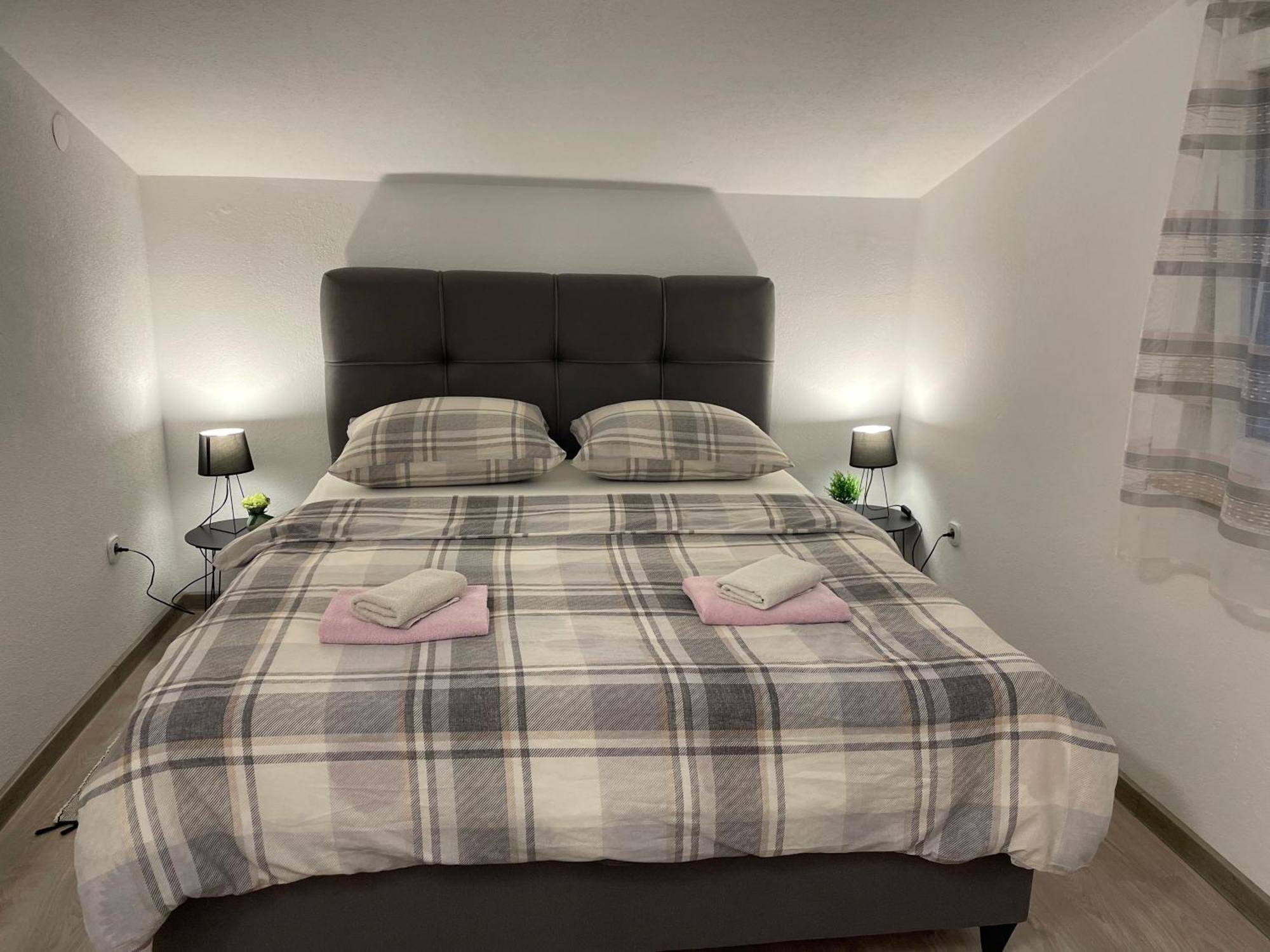 Apartments Dora Пореч Экстерьер фото